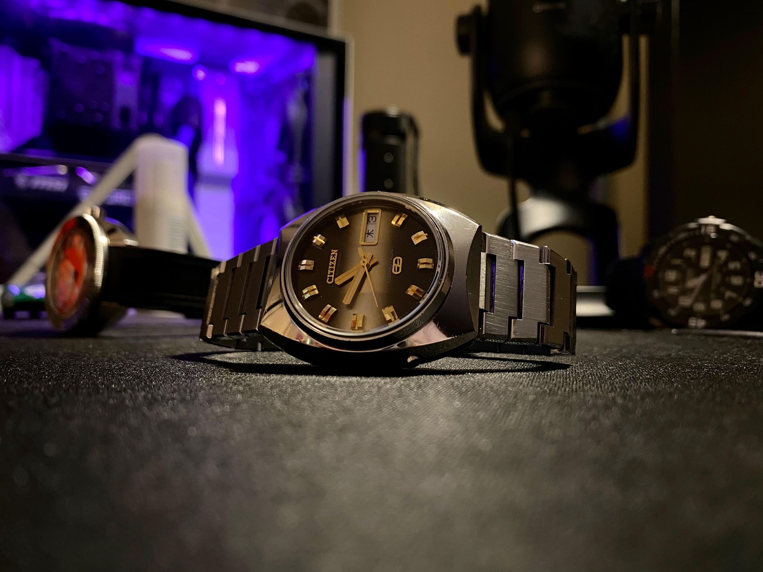 Citizen Cosmotron | WatchCrunch