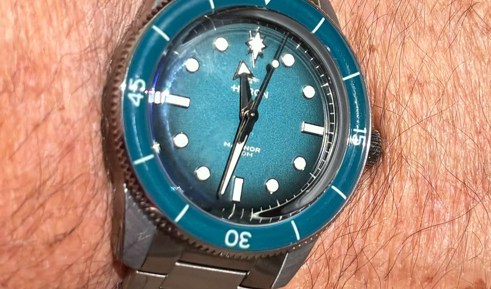 A Kitchen Table Review: Heron Marinor Caribbean Blue | WatchCrunch