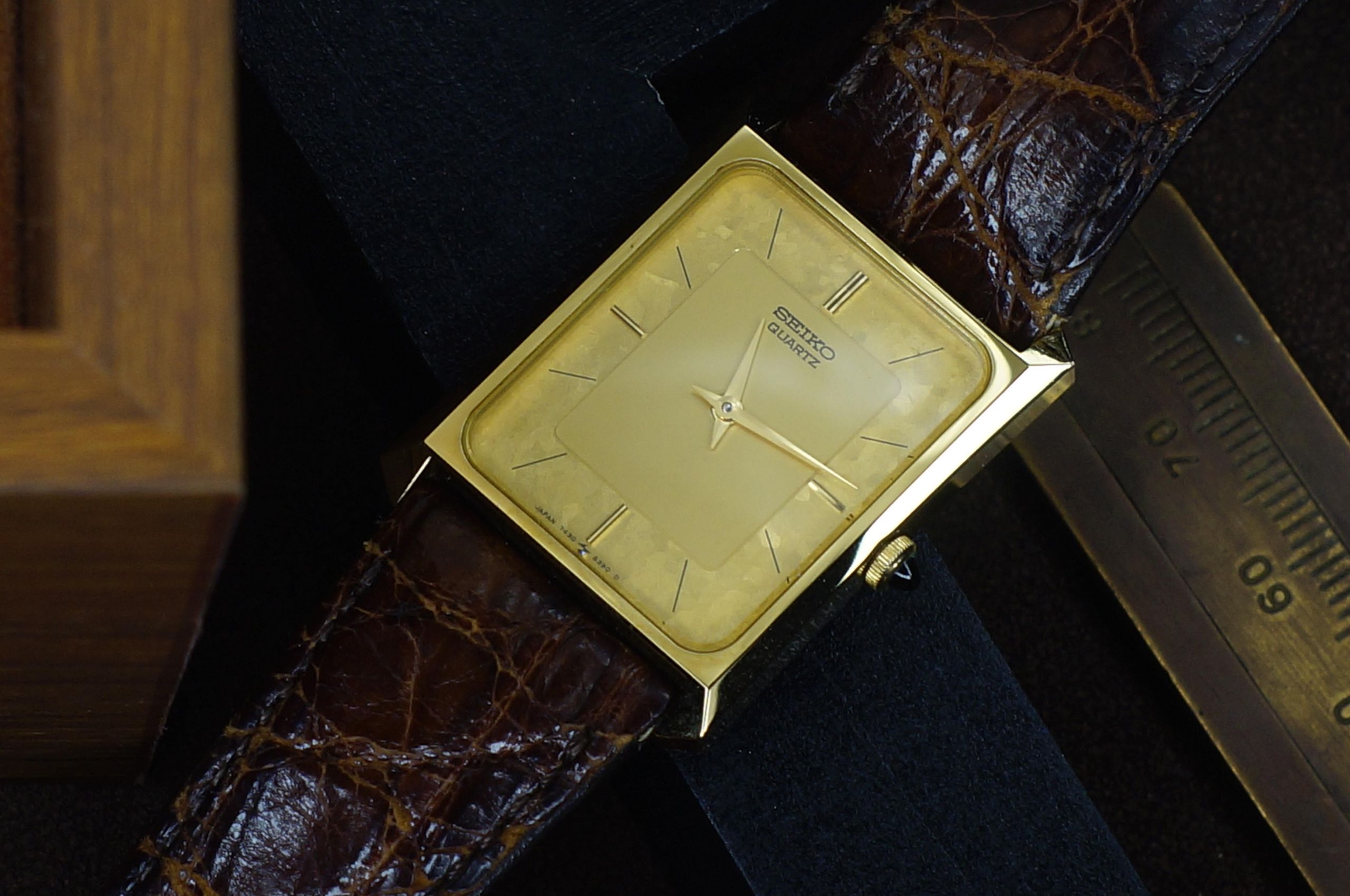 VINTAGE 1985 SEIKO QUARTZ Ref. 7430-5230 – Iconic tank-style