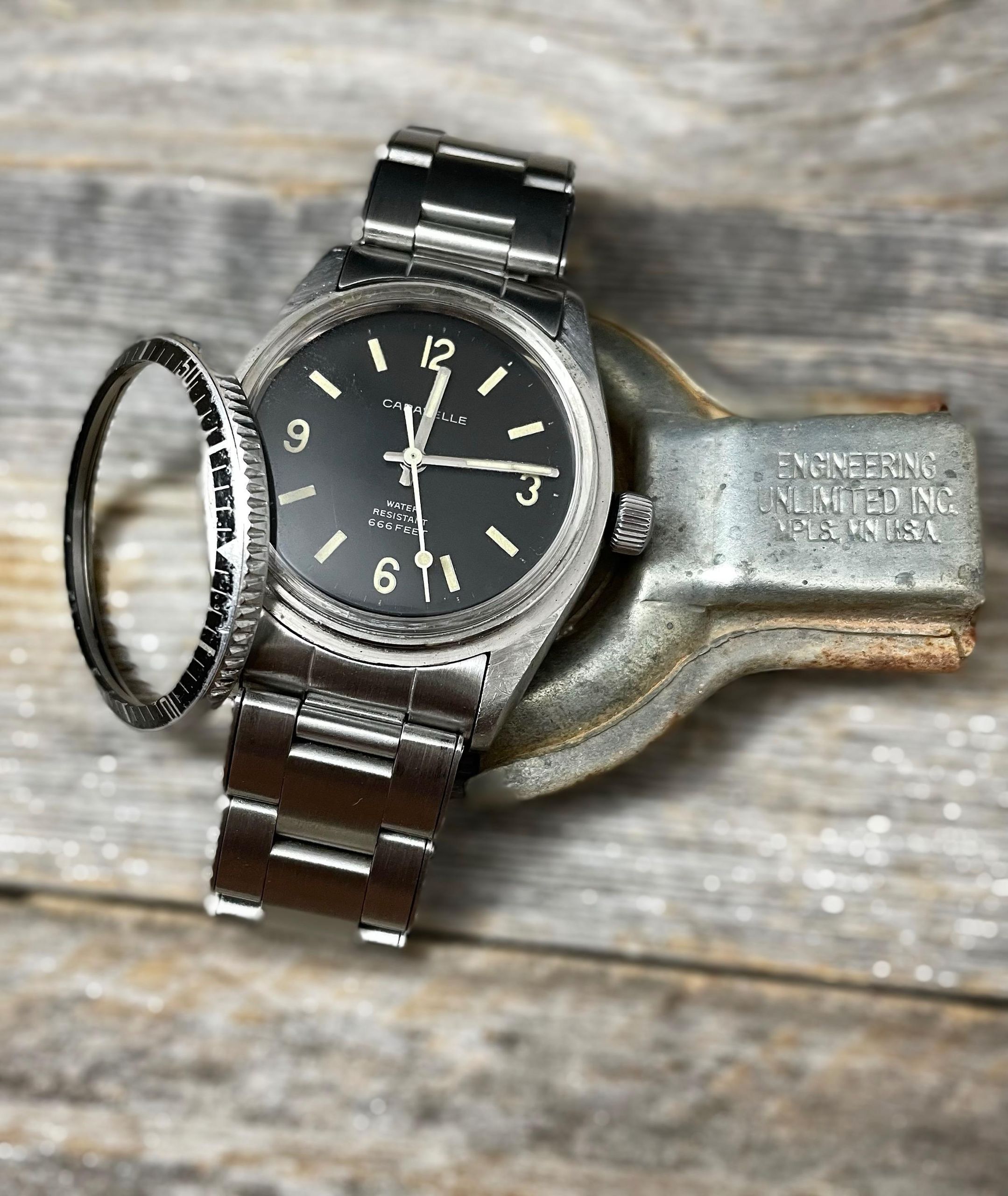 1970 Caravelle Sea Hunter 666 | WatchCrunch
