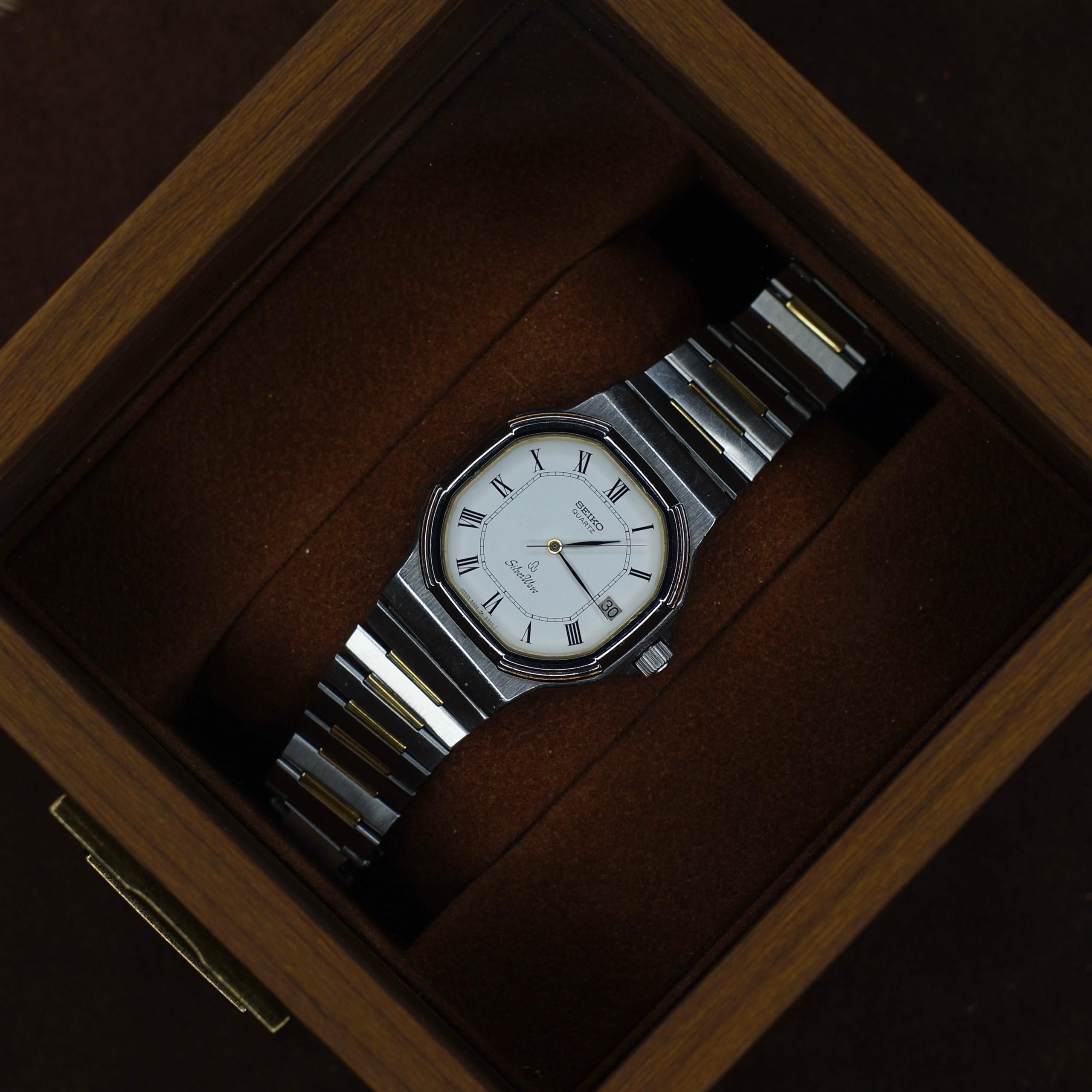 static co., ｜WAVE (silver) 1982 Seiko Silverwave Straight Grain Gray Dial Men's Wrist