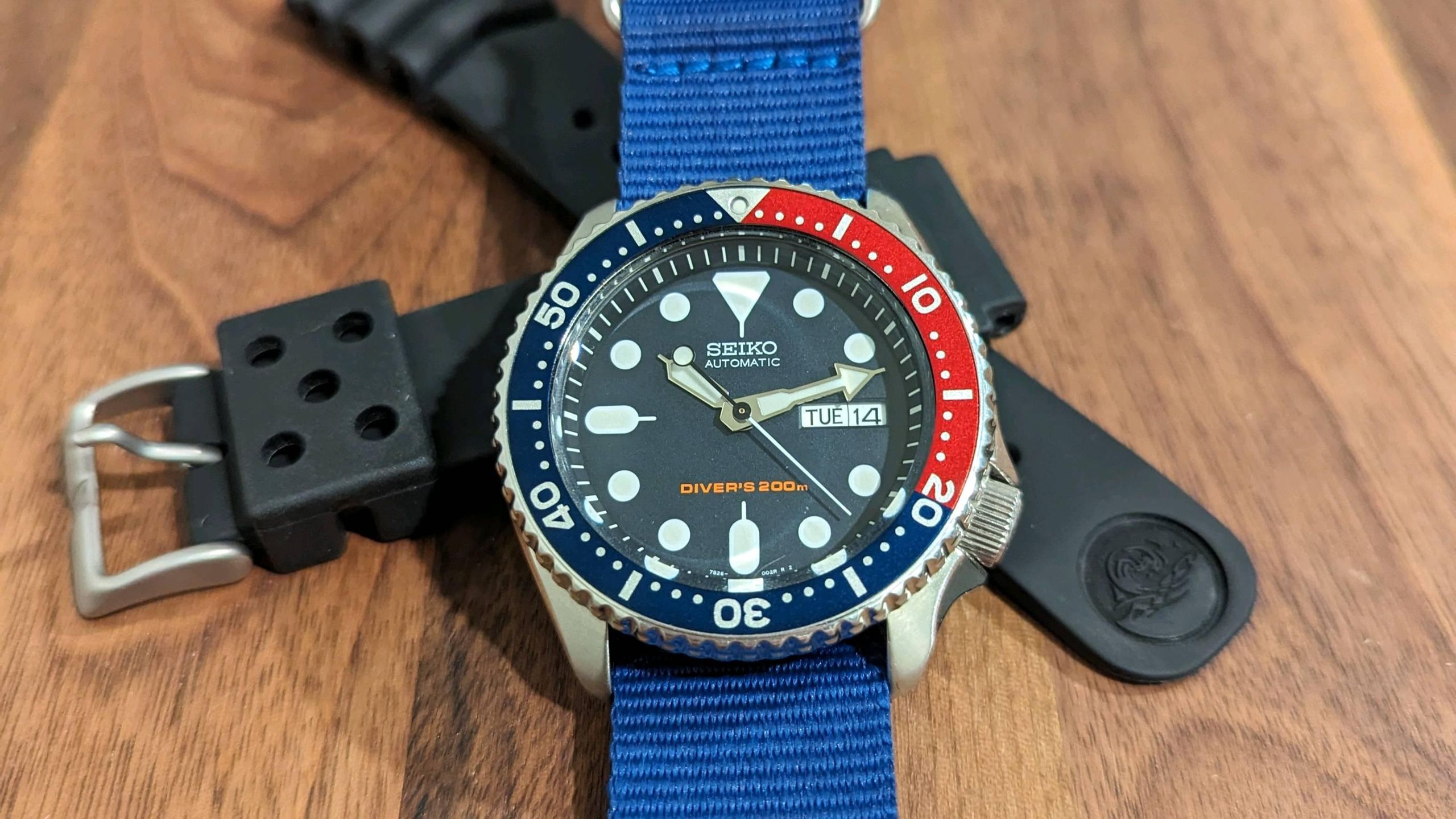 Montre Plongeuse Seiko SKX009 Reconditionnée - Boîtier 42 Mm, Bracelet Acier - Mouvement Automatique - 200m étanche