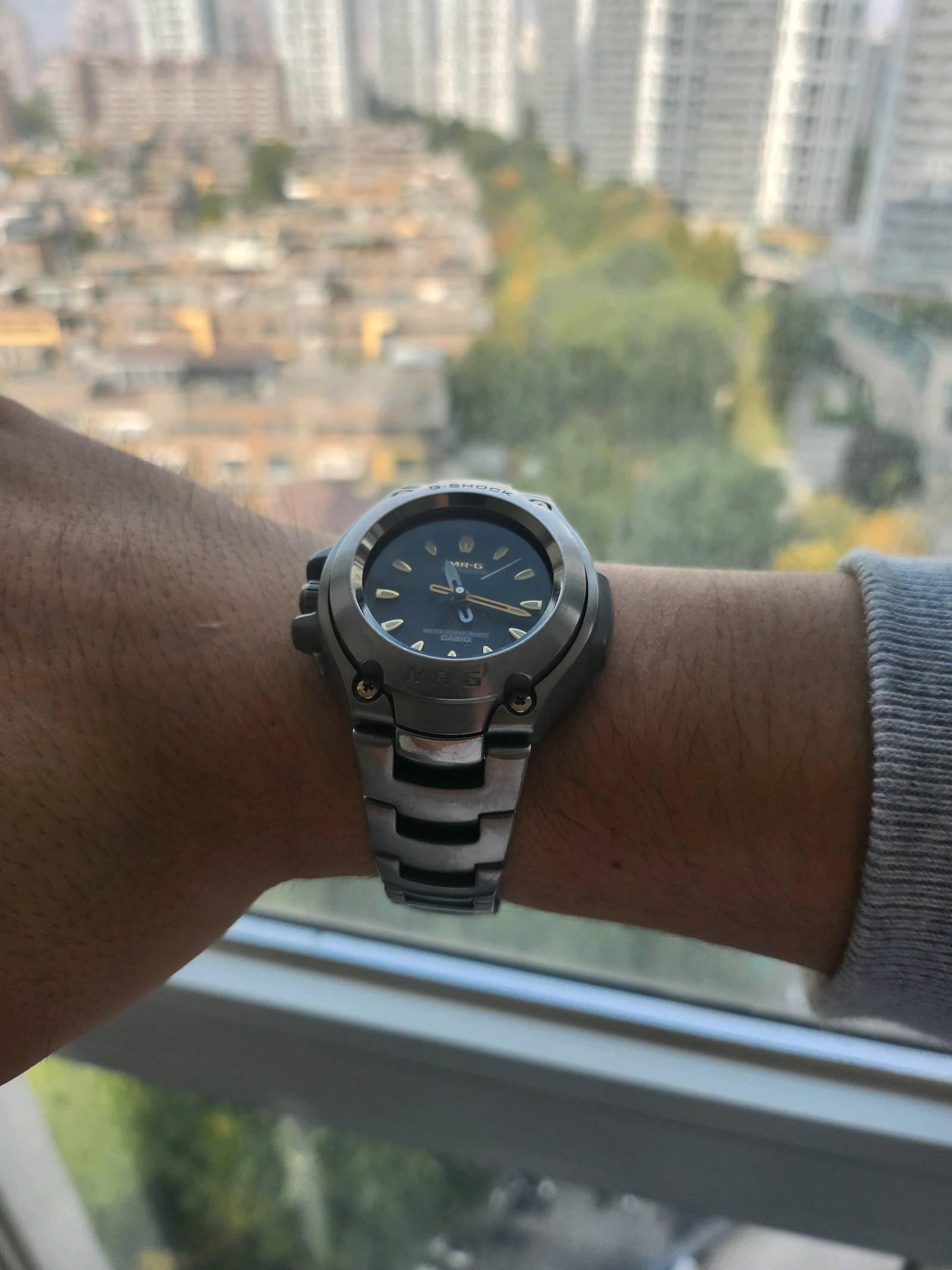 時計 G-SHOCK MRG-121T watch 00s archive y2k My MRG-121t and Why I Love It | WatchCrunch