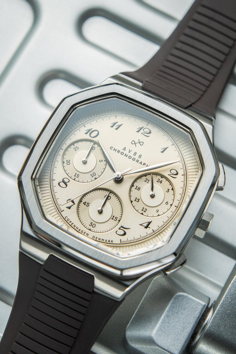 AV86 (About Vintage) Introduces 1904 Chronograph | WatchCrunch
