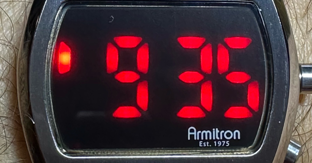 Armitron Griffy Retro LED Digital Quartz - Silver-tone/Red LED (BJ3407 ...