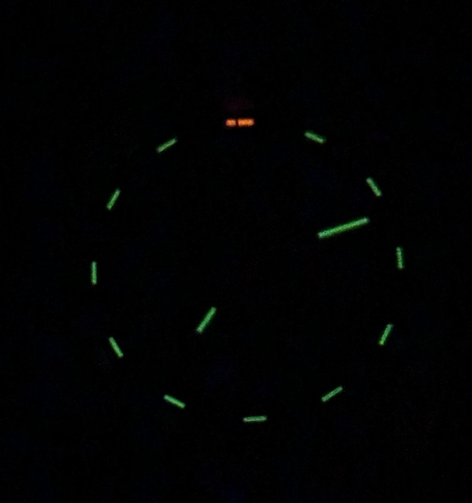 Luminox Series 800 Chronograph MBM H3 | WatchCrunch