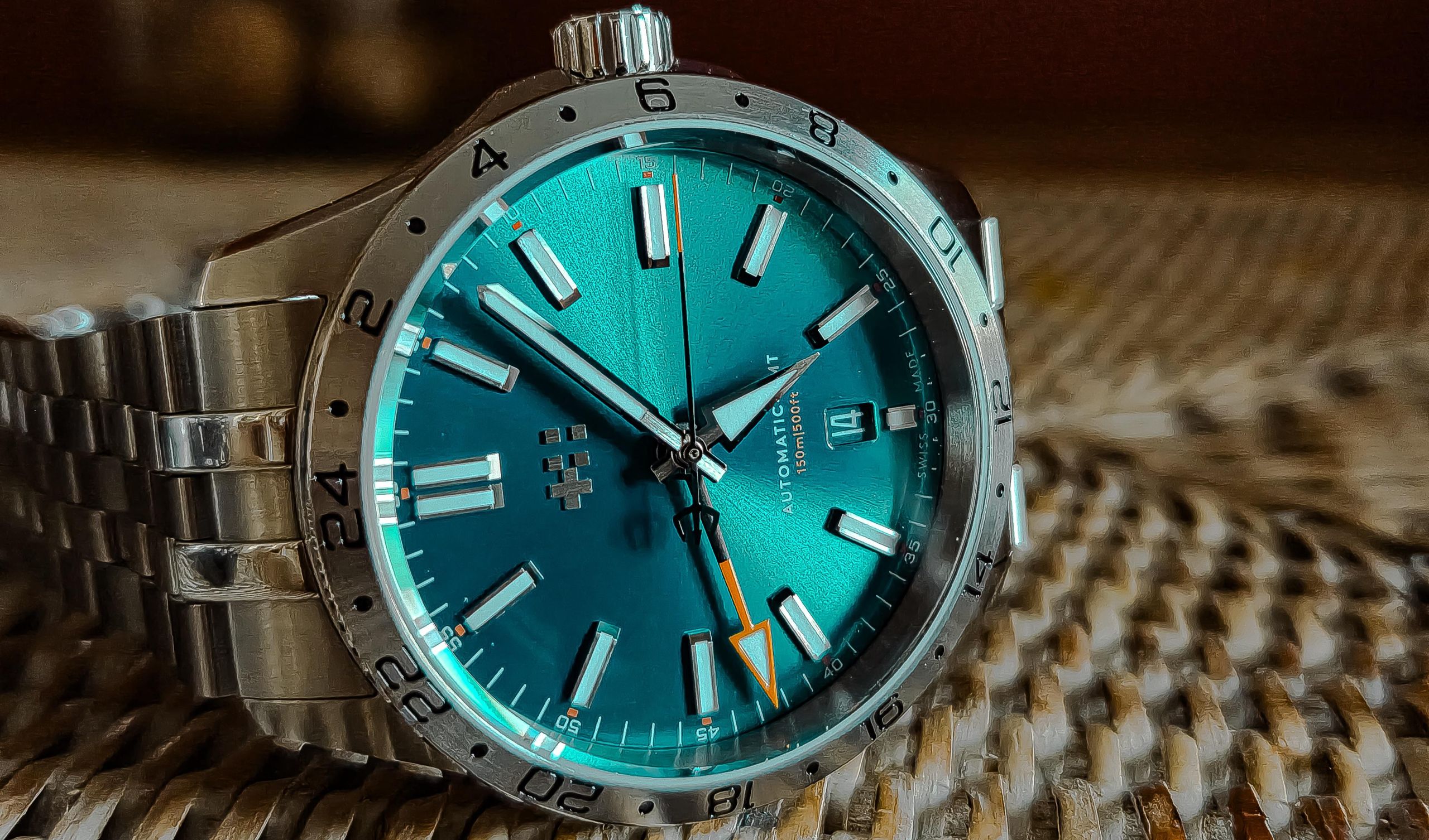 Christopher Ward C63 Sealander GMT Dragonfly Blue Review