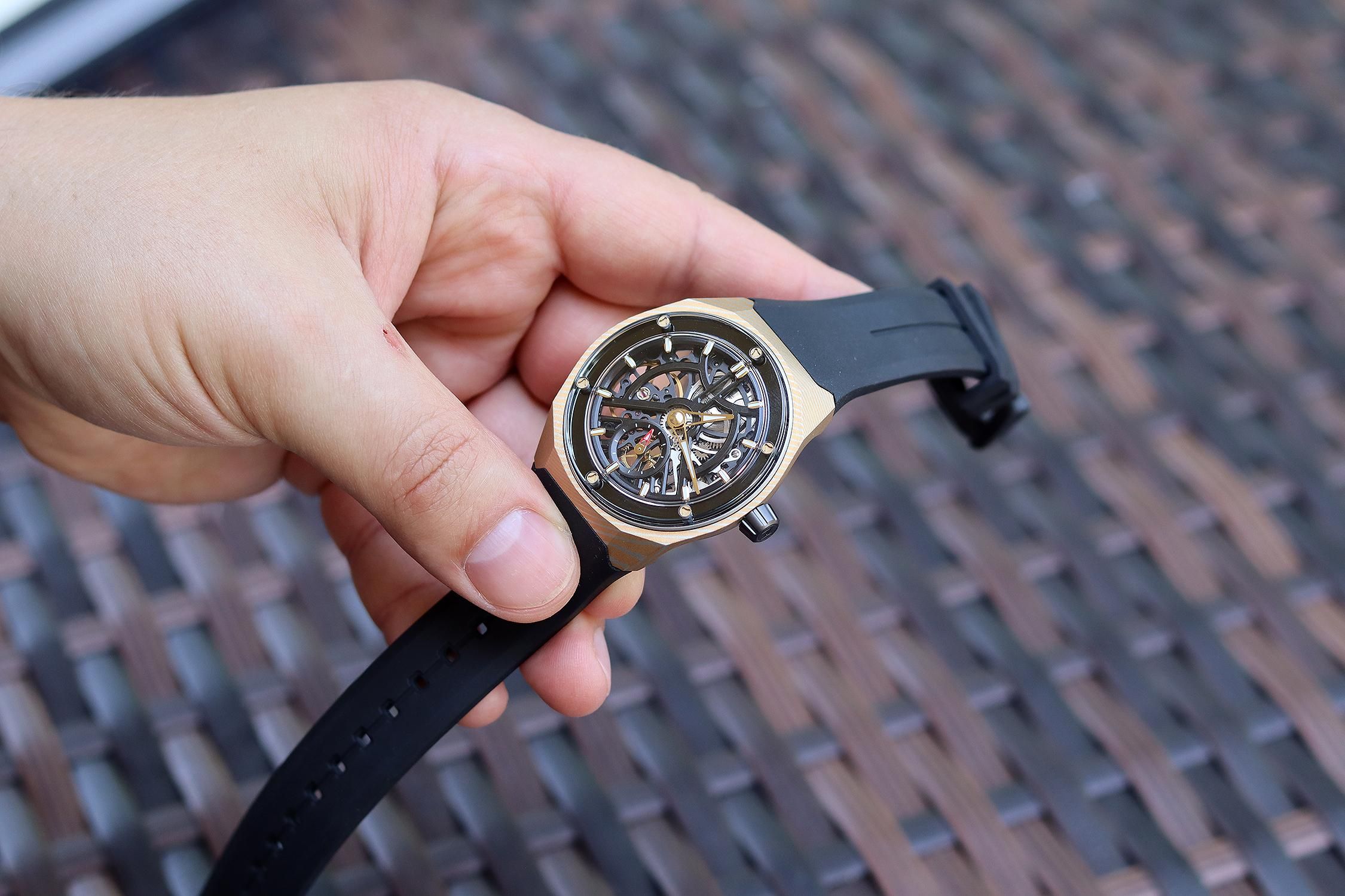Hands On The New Zelos Artemis Mokume | WatchCrunch