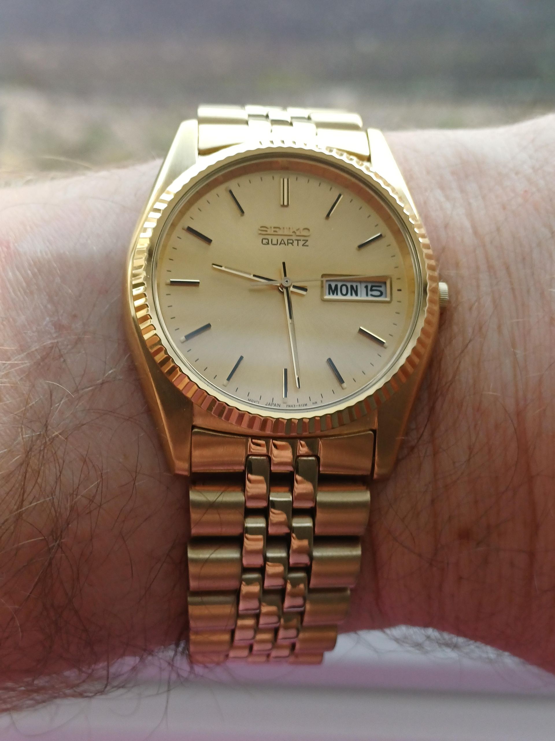 Seiko SGF206 | WatchCrunch