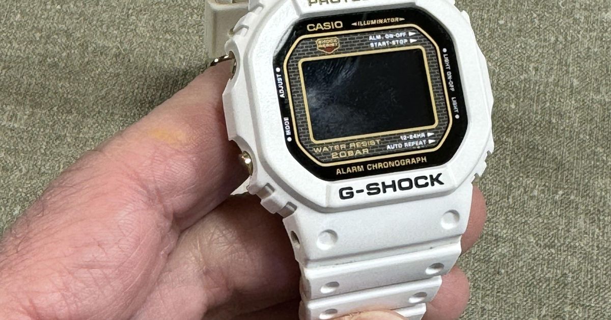 DW-5025B-7 “Rising White” - 25th Anniversary | WatchCrunch