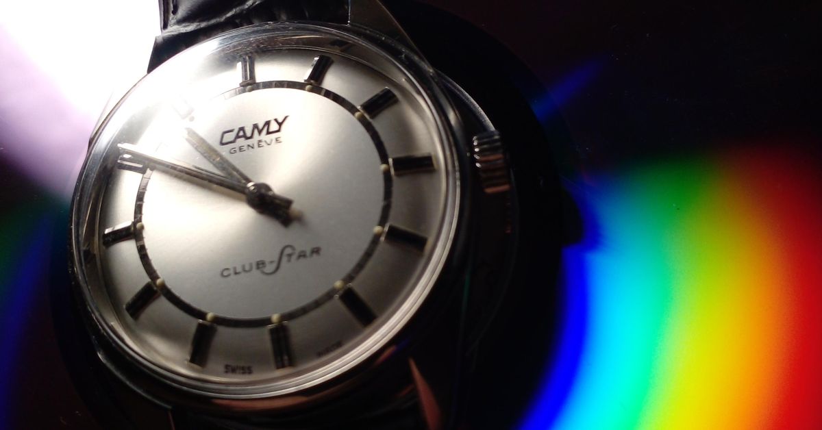 OMEGA Seamaster Ref. 7608 Automatique Jour Date - Vintage Années 60, Cadran Bordeaux