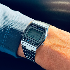 【HAMILTON】Khaki Action 6301 QUARTZ Can't afford a Panerai so I got this instead…Hamilton Khaki Action