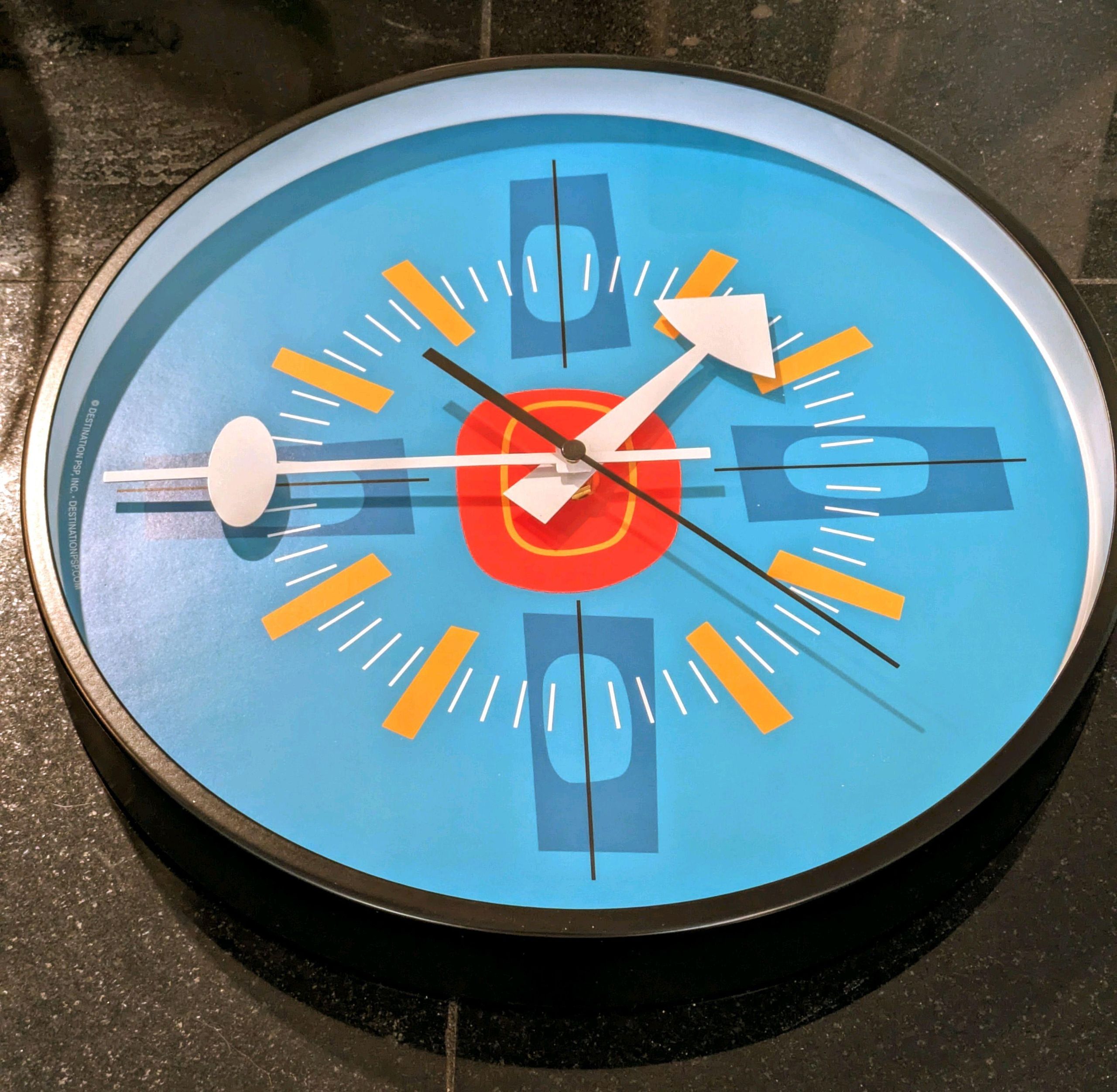 Crunch Clock New Wall Clocks | WatchCrunch