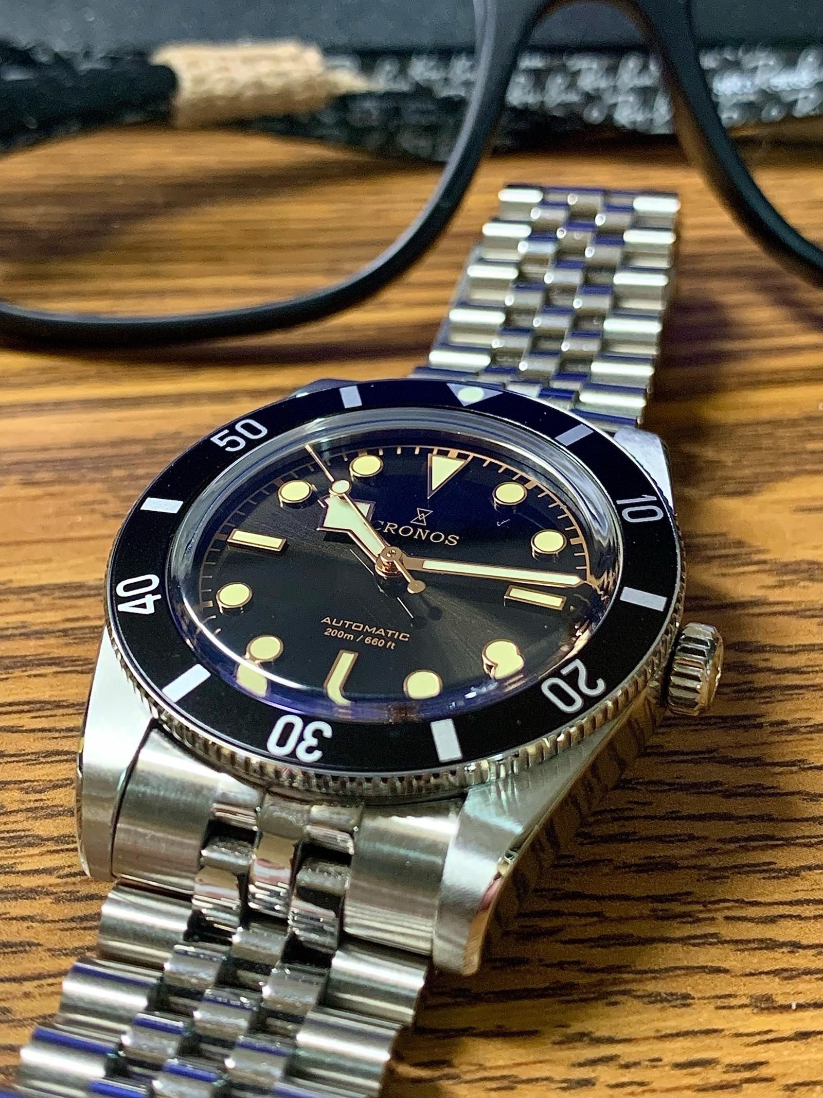 Cronos L6033 With San Martin Jubilee | WatchCrunch