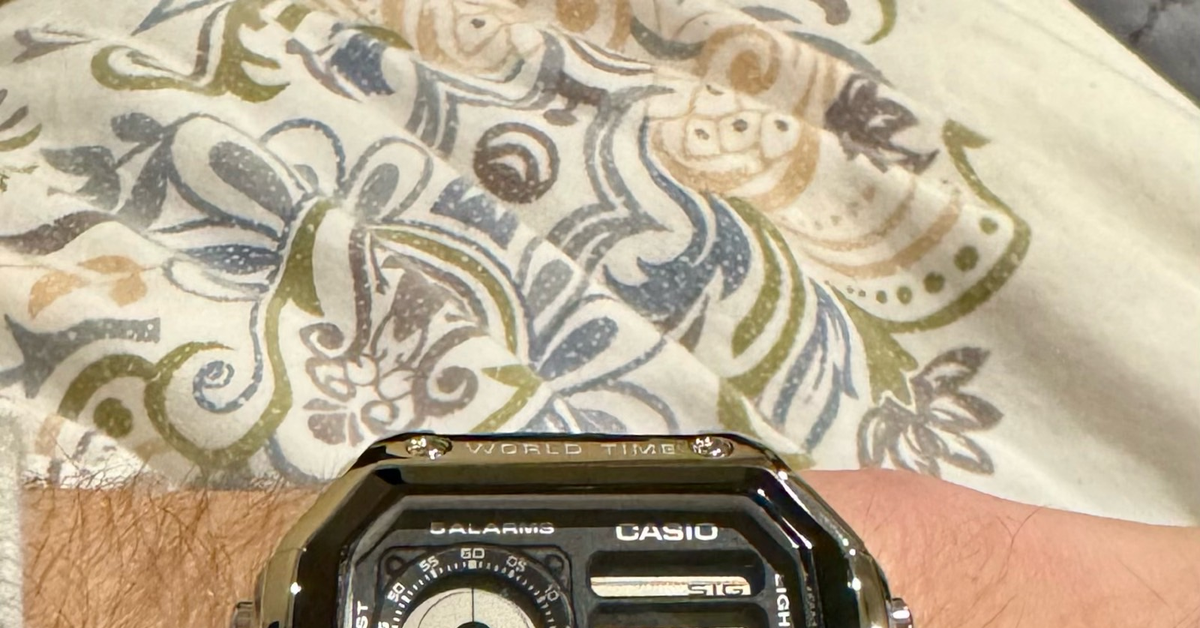 Casio worldtimer watchcrunch