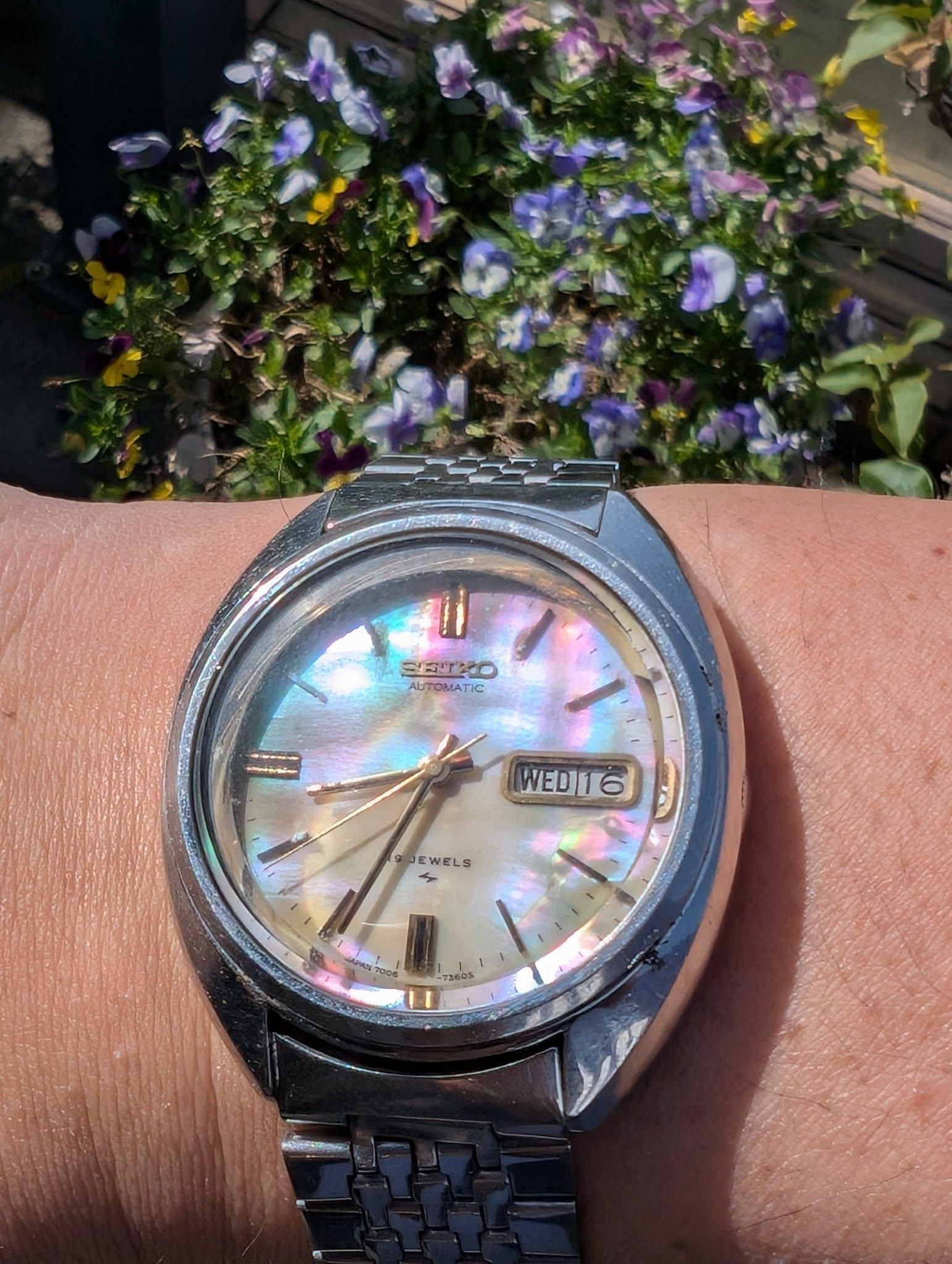 Seiko Automatic MOP Dial (Caliber 7006a)