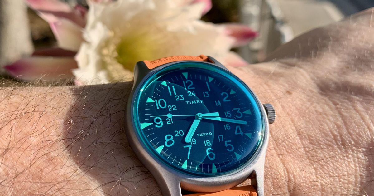 Timex MK1 California Blue | WatchCrunch