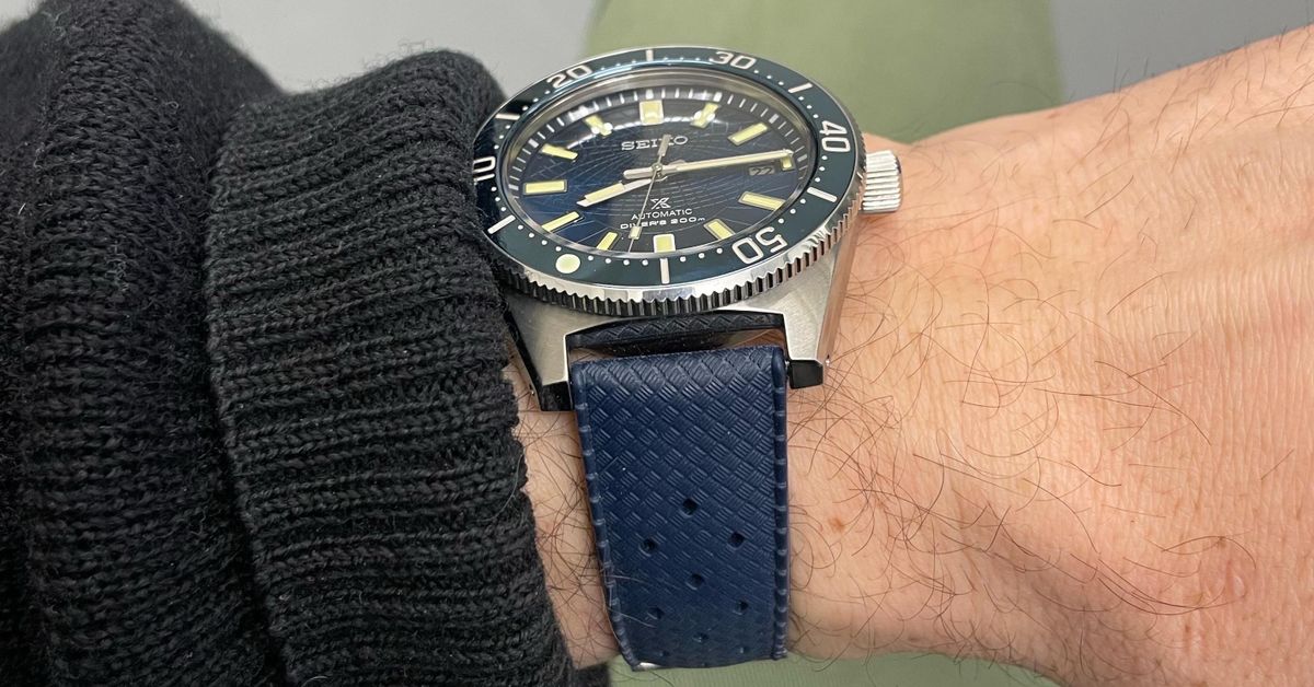 Tropic-style rubber strap Wolbrook/Joseph Bonnie | WatchCrunch