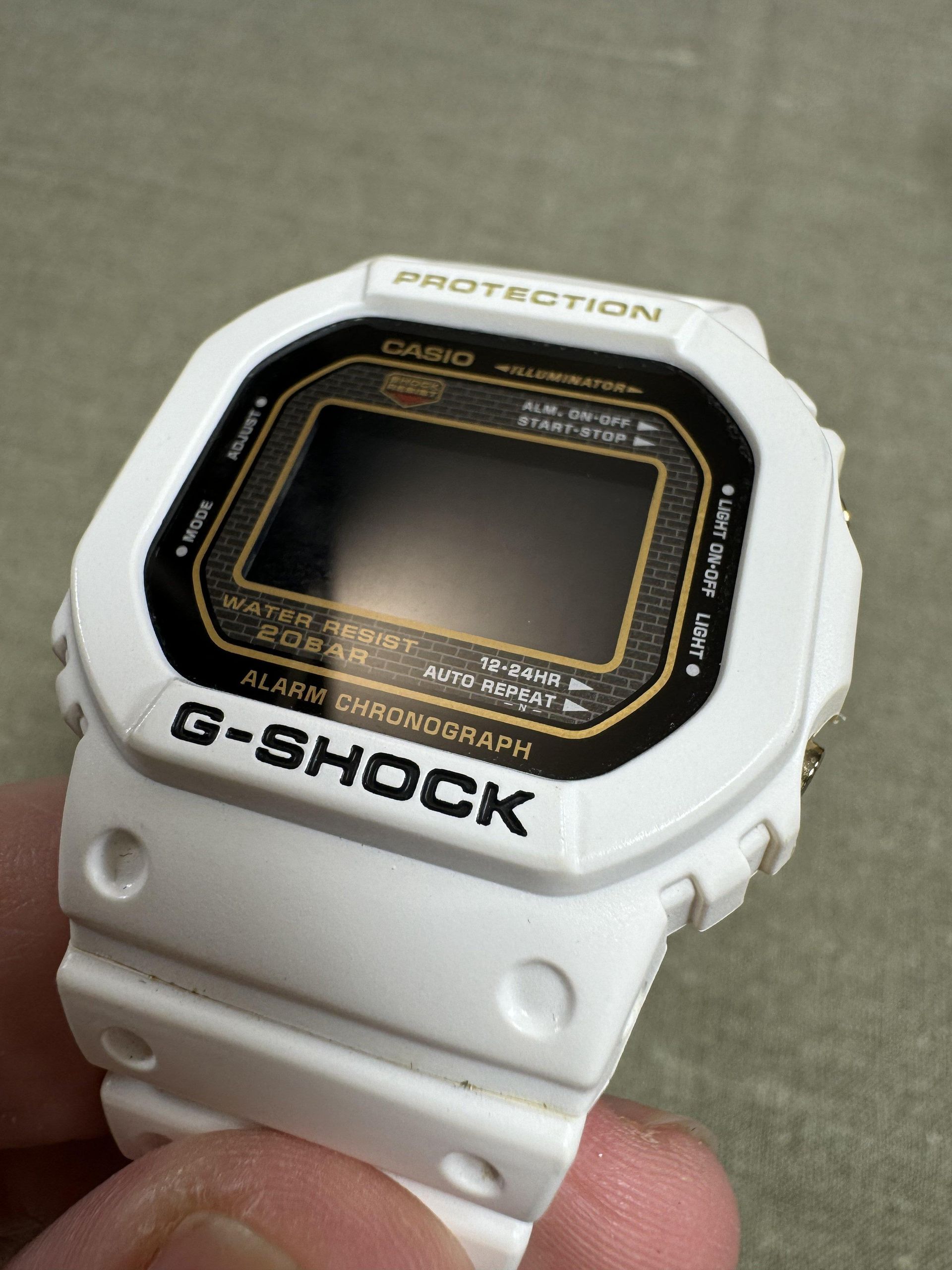 DW-5025B-7 “Rising White” - 25th Anniversary | WatchCrunch