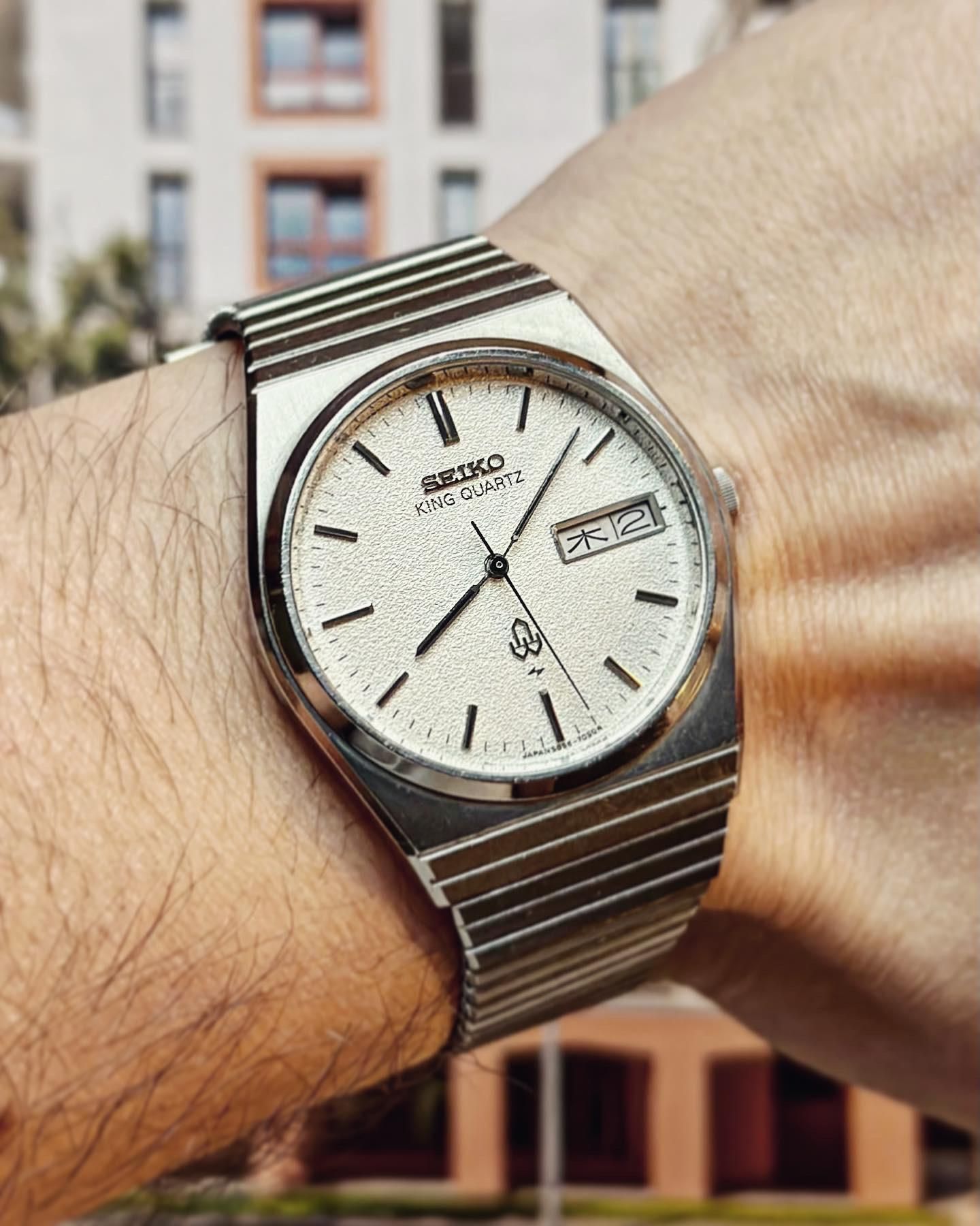SEIKO KING QUARTZ デイデイト　ラウンド SEIKO - セイコー 腕時計 ラウンド デイデイト キングクォーツ