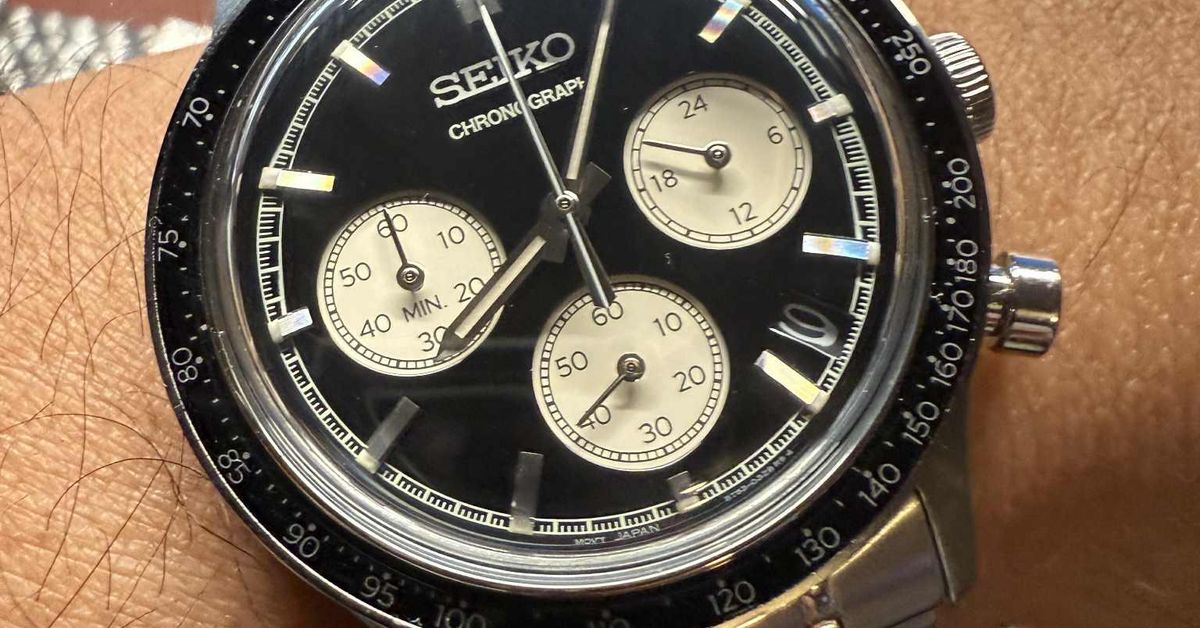SEIKO SBTR055 Selection Chronograph | WatchCrunch