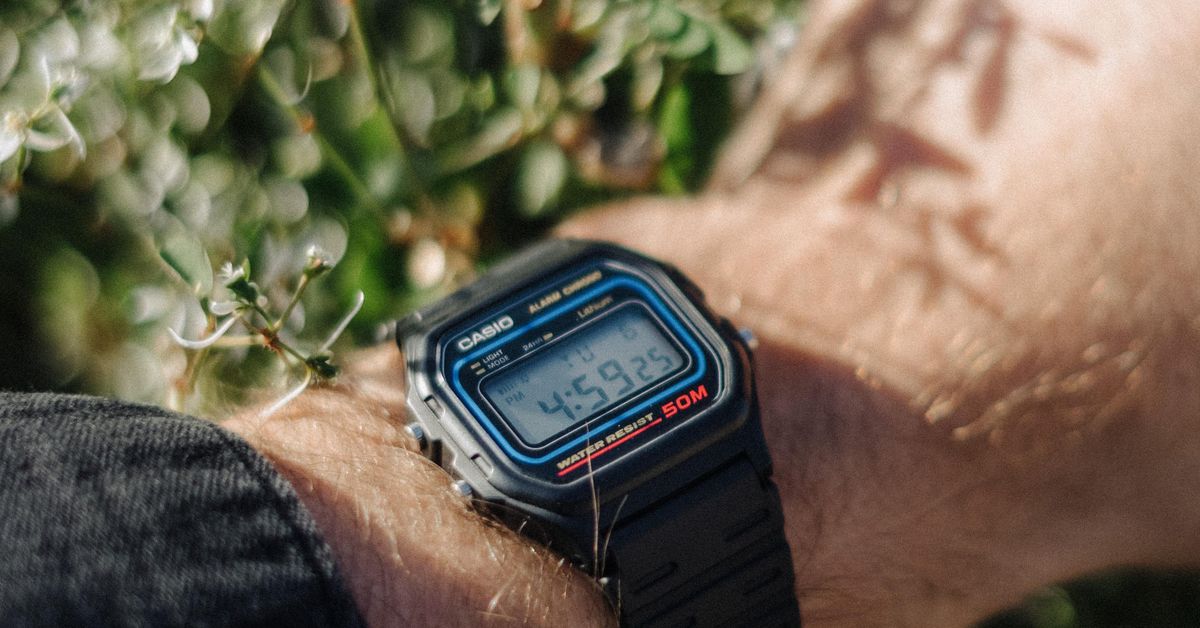 Casio W59 - Sibling to the F91W | WatchCrunch