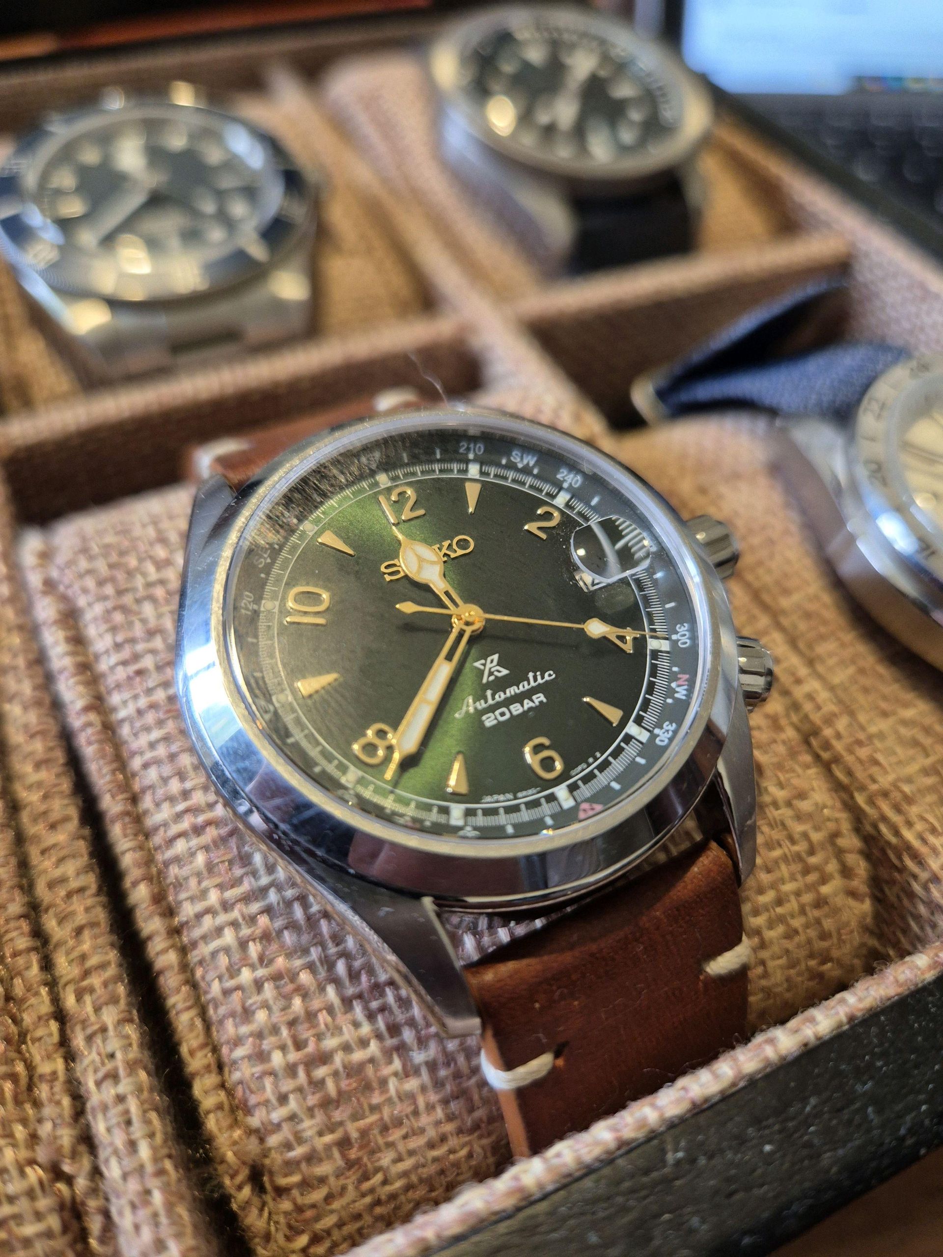 My current design obsession: chapter rings and rehauts | WatchCrunch