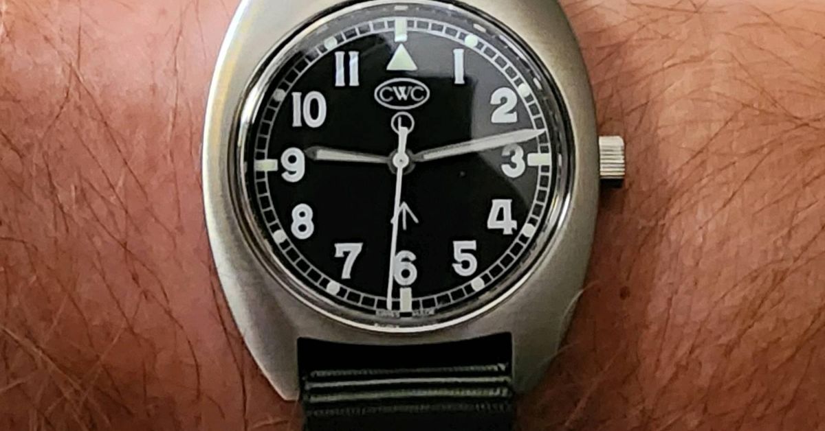 CWC T20 General Service Quartz Watch | WatchCrunch