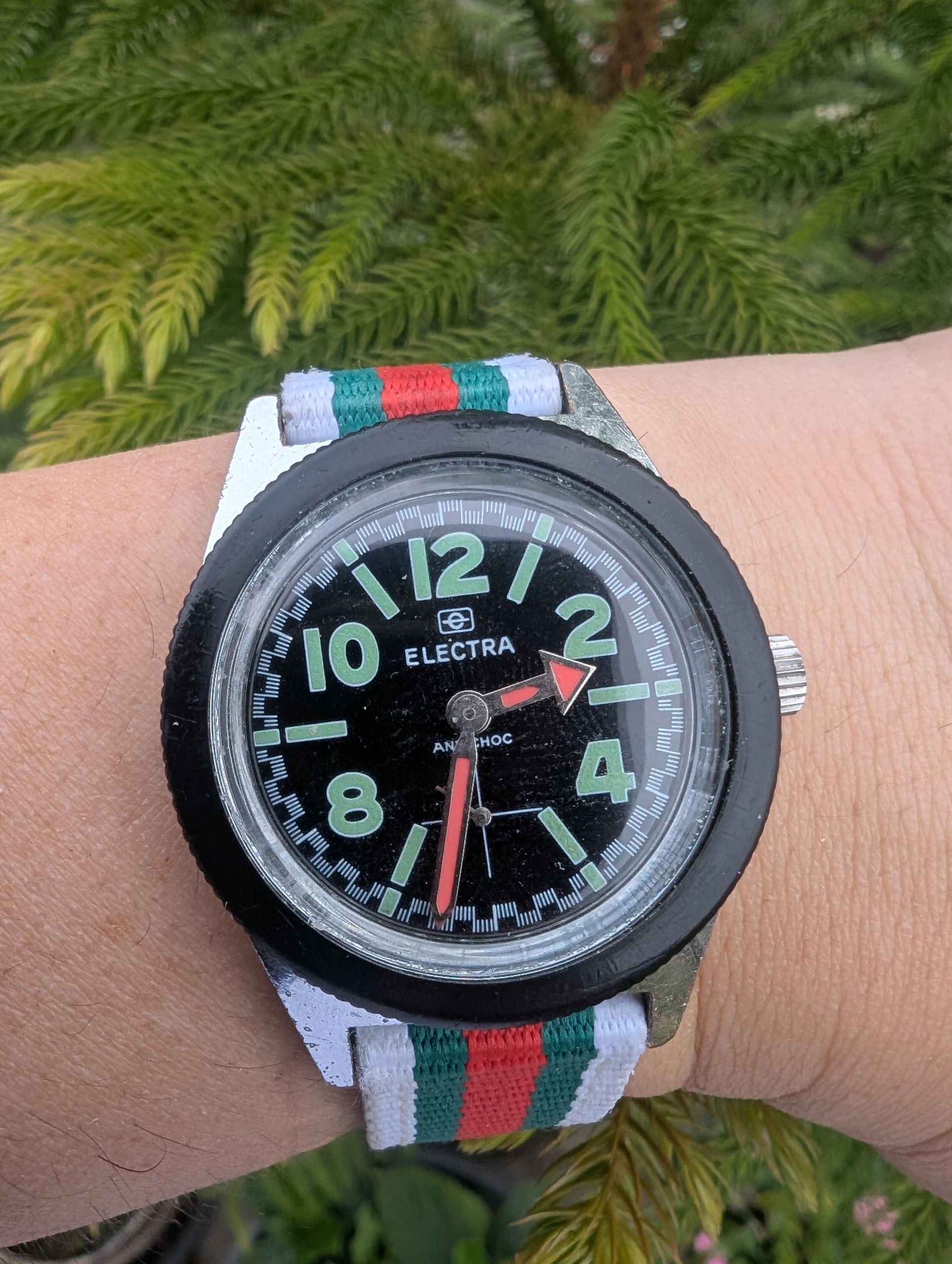 Other Electra Antichoc Skin Diver Manual Wind (FE 233-60)