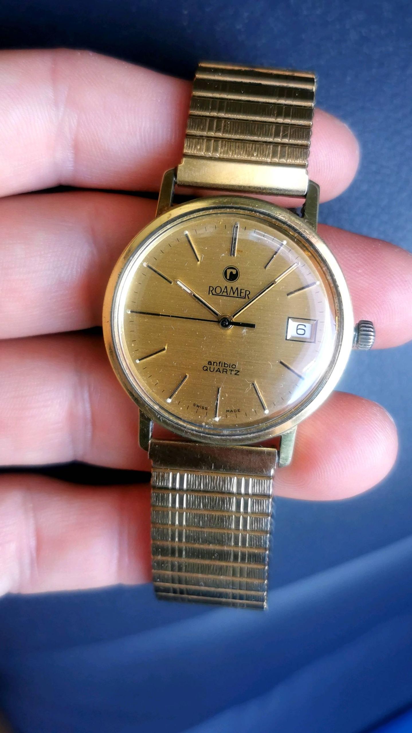 Roamer Anfibio Battery Change | WatchCrunch