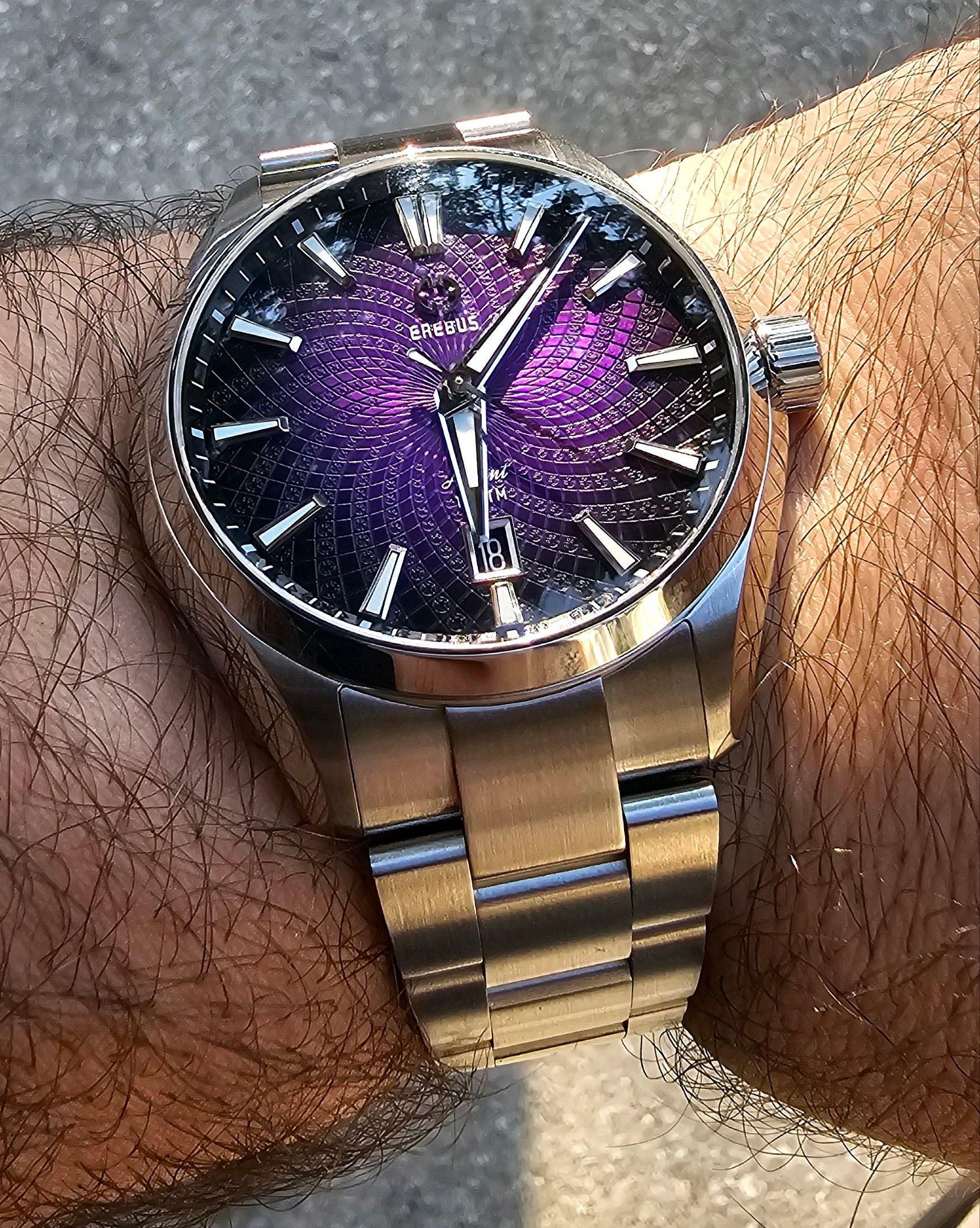 Erebus Ascent 41 | WatchCrunch