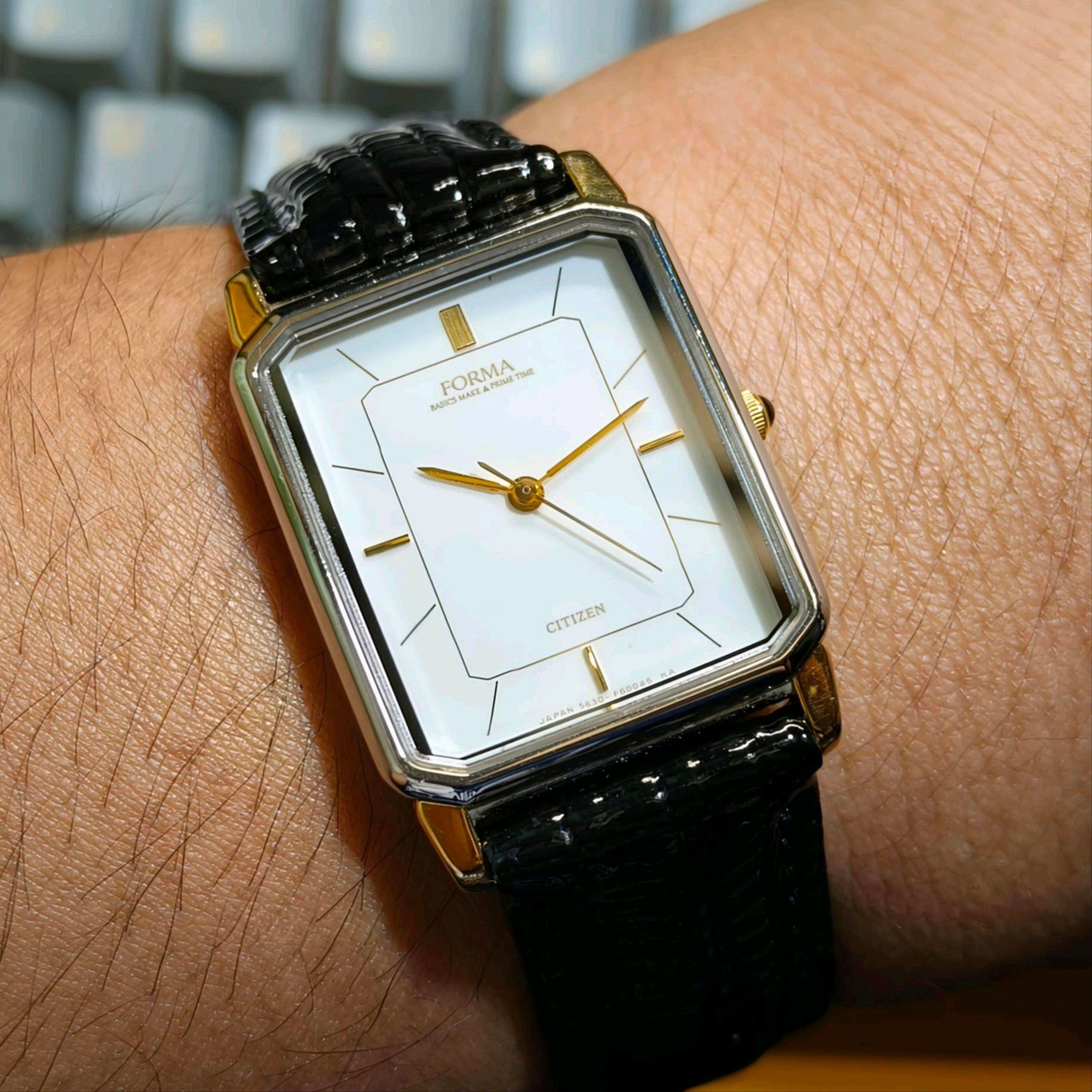 Citizen Forma Tank | WatchCrunch