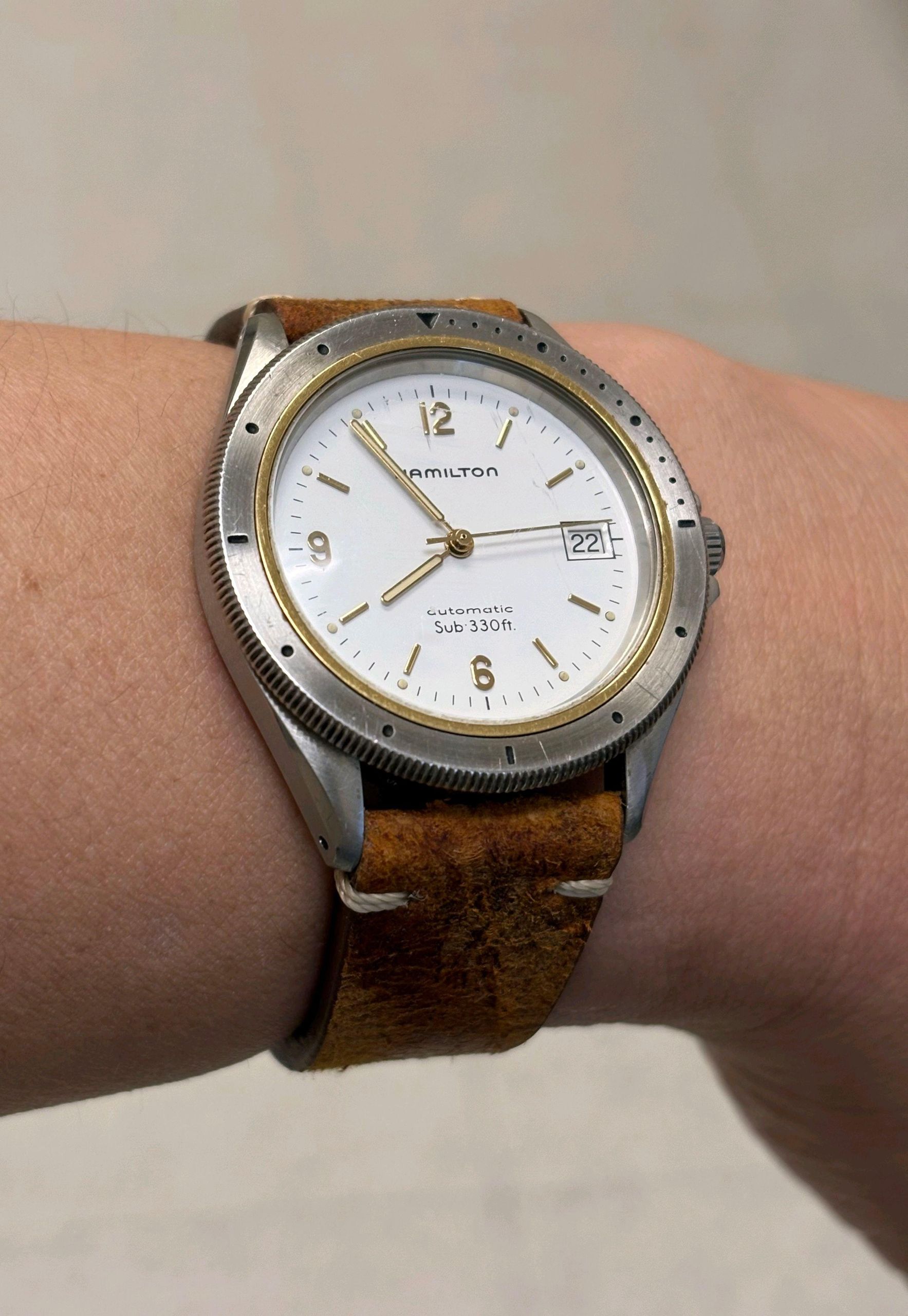 Hamilton Sub 330 ref. 9858 | WatchCrunch