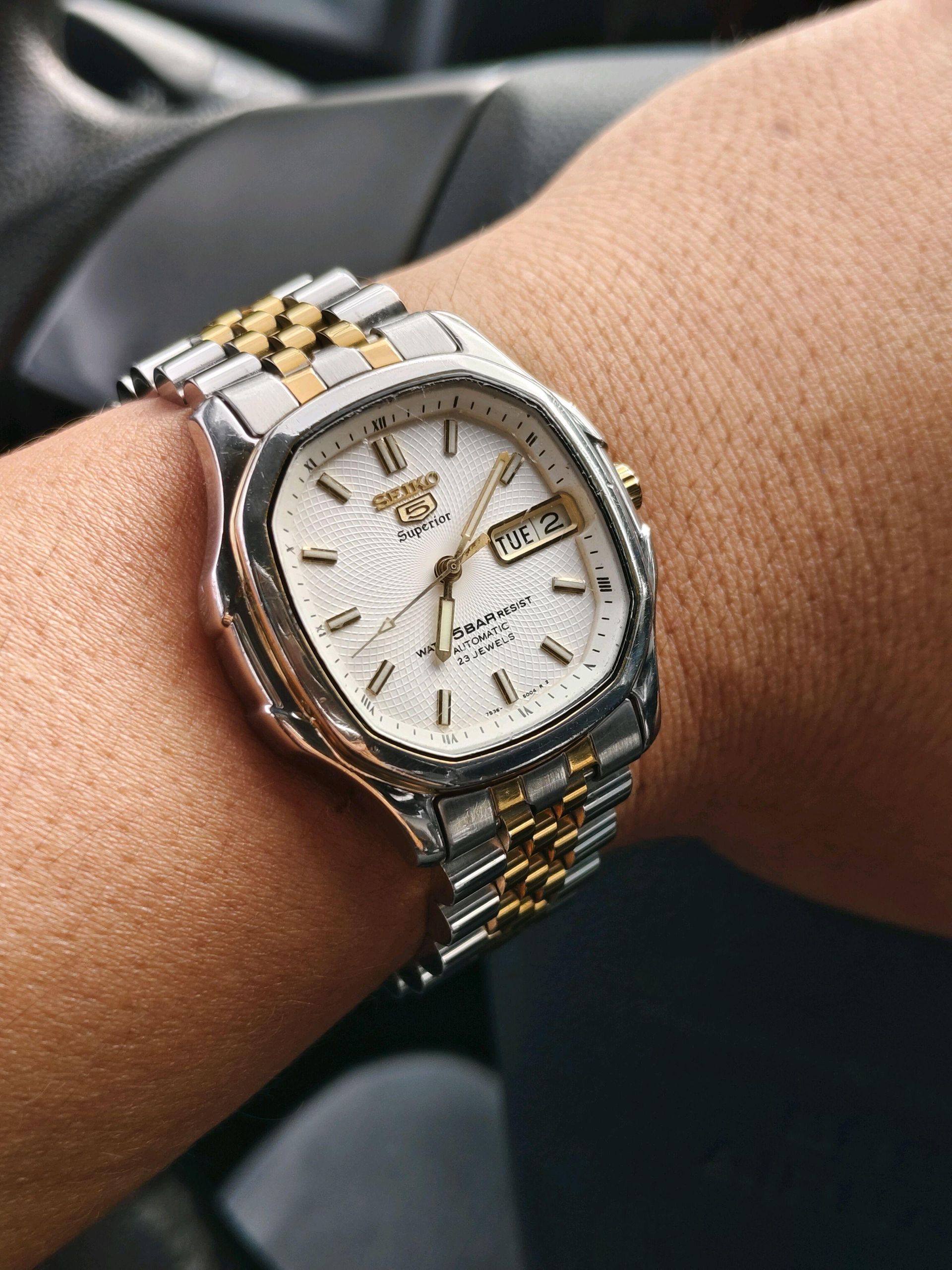 Seiko 5 Superior SKZ038 | WatchCrunch