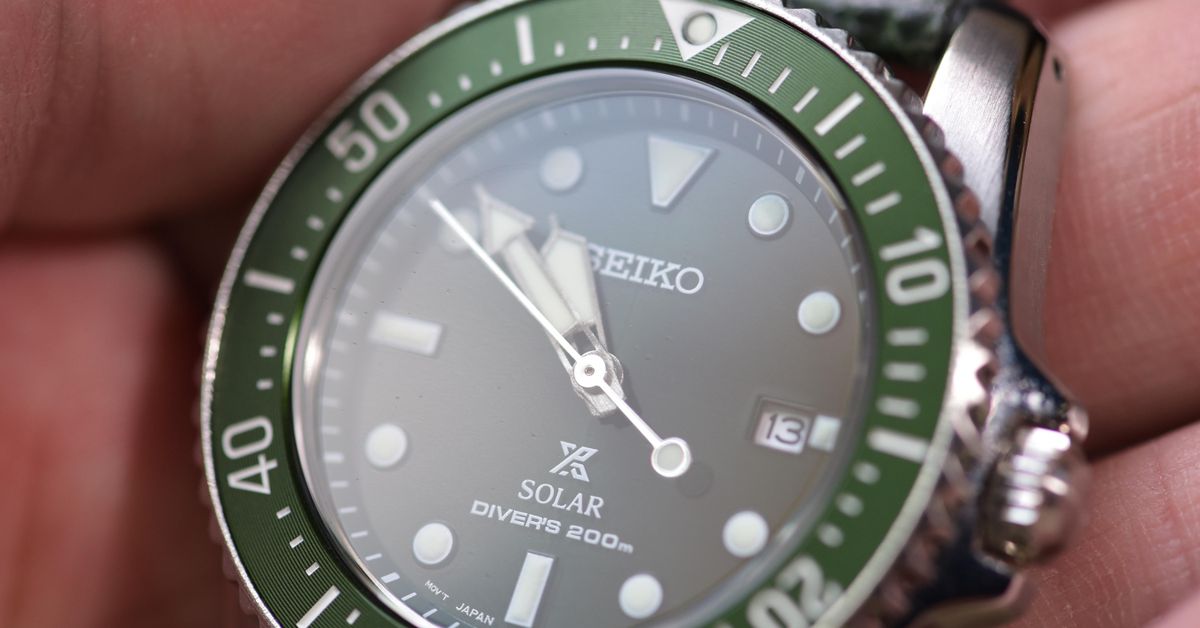 SEIKO PROSPEX グリーン Review of Seiko Prospex Solar SNE583 (owned from Oct 2023