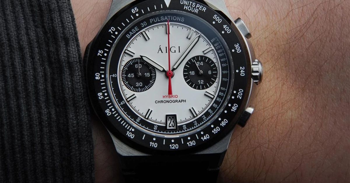 ÁIGI Arctic Chrono II Panda Chronograph Review | WatchCrunch