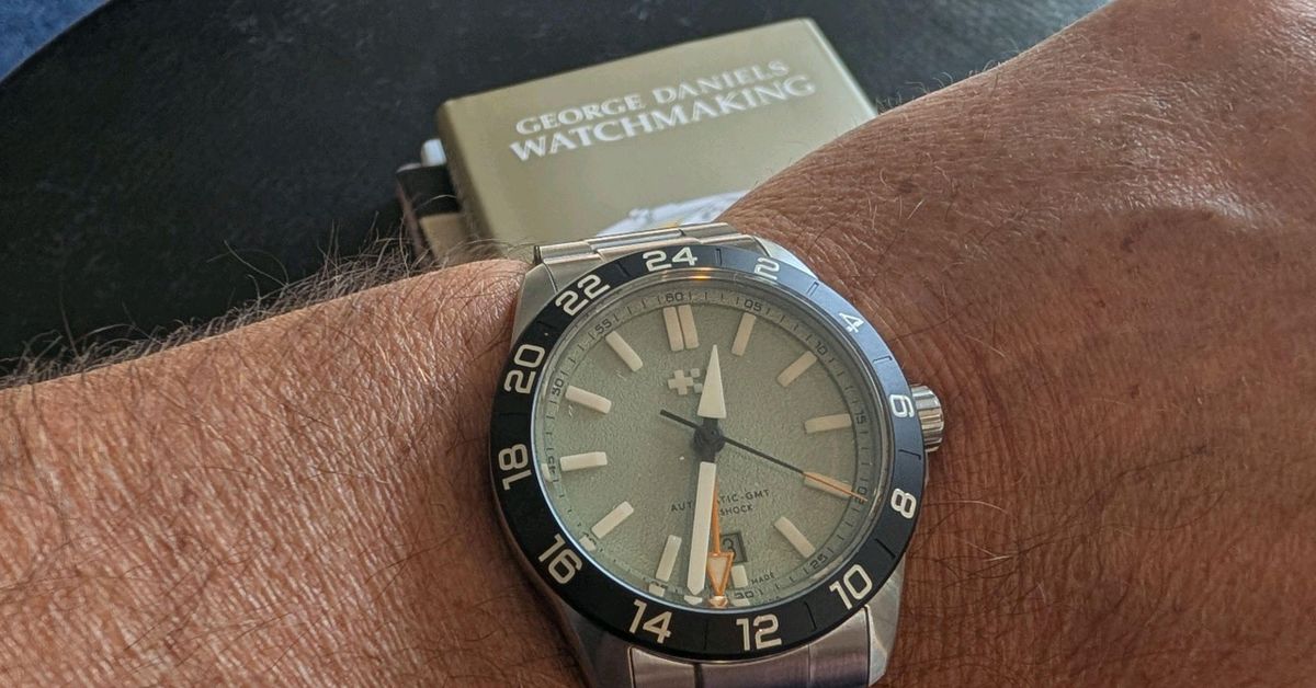 CW C63 Sealander Extreme GMT | WatchCrunch