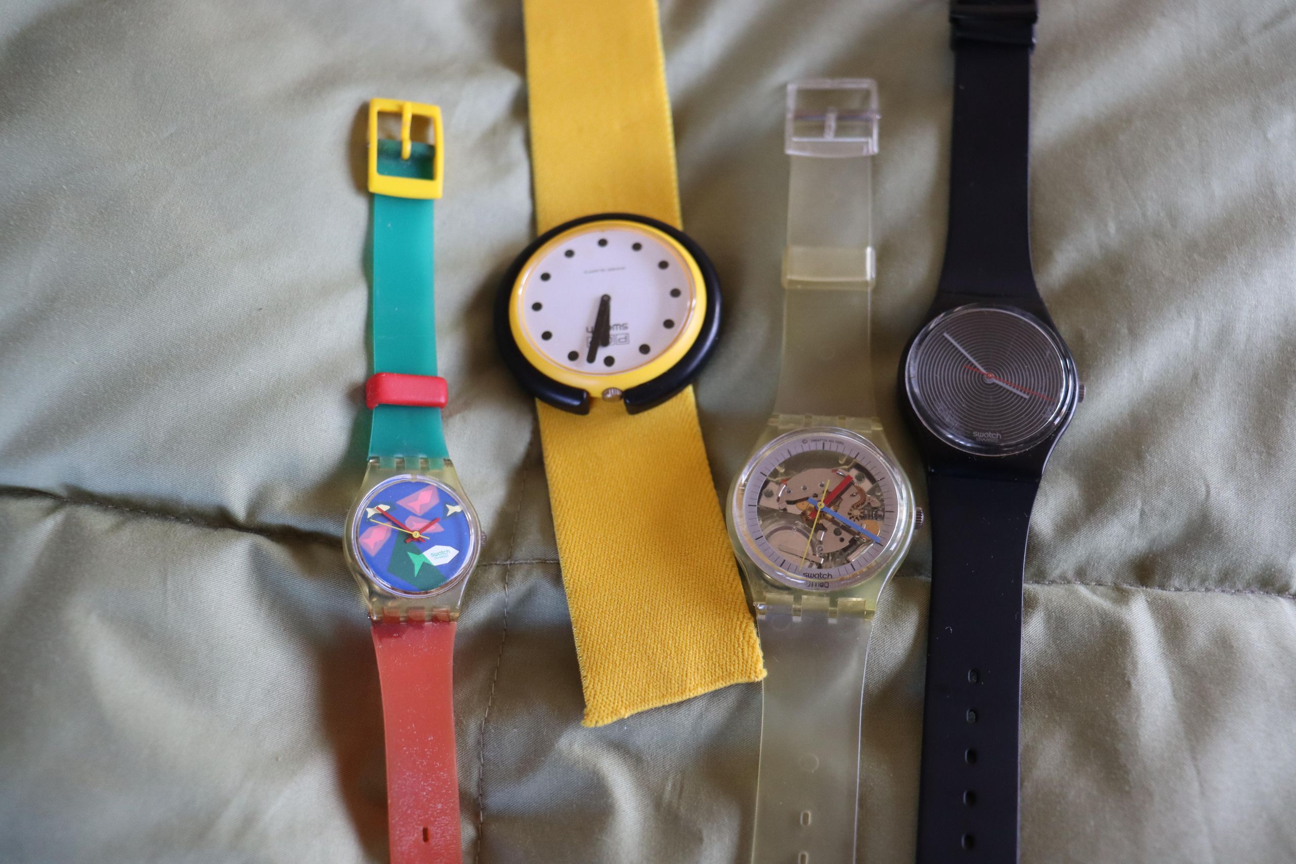 Vintage 80s Swatch collection. | WatchCrunch